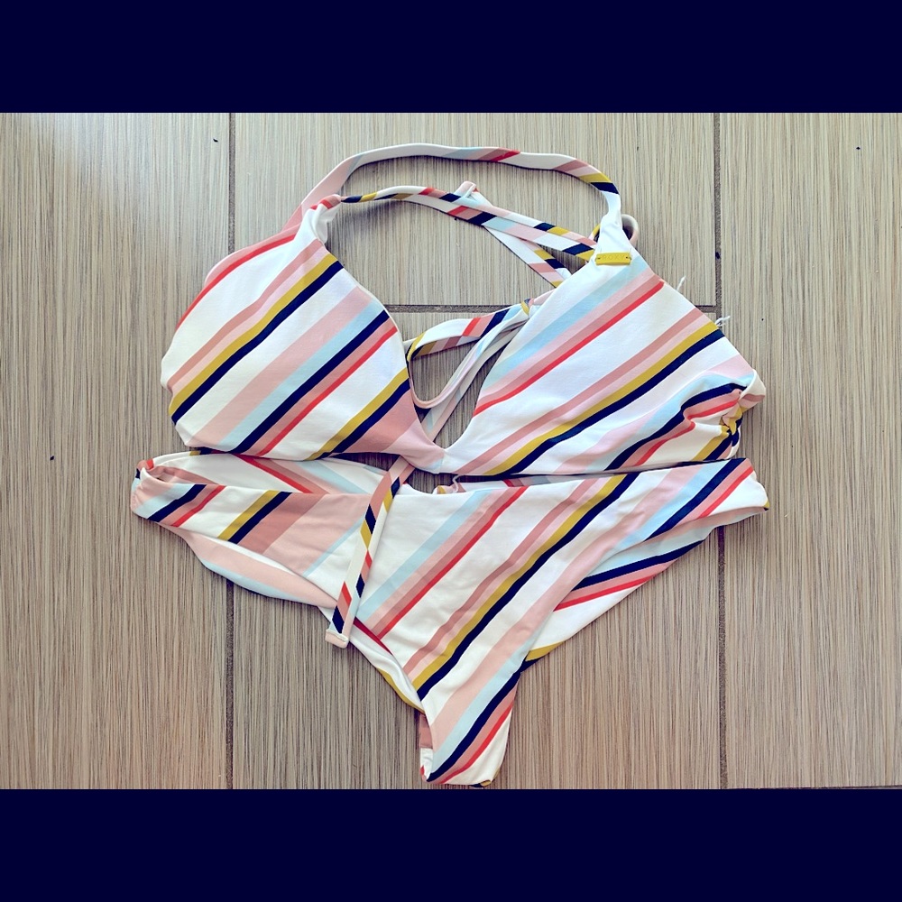 NWOT Roxy Bikini - Picture 6 of 6